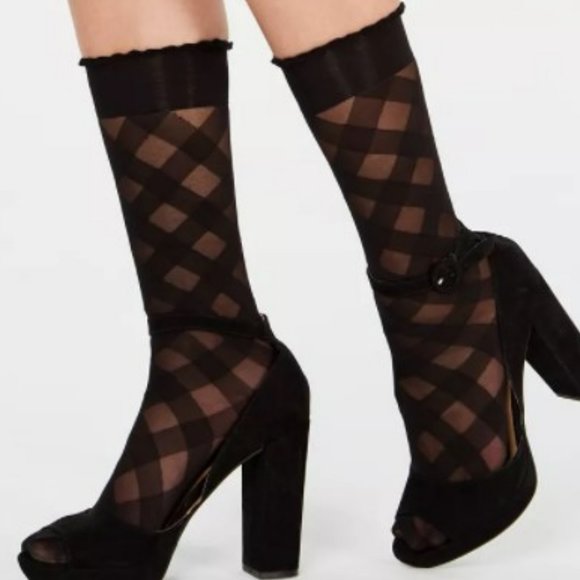 HUE Accessories - HUE Diagonal Gingham Sheer Fashion Knee Hi Socks Black